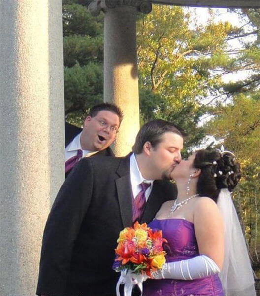 the most hilarious wedding photos ever 7