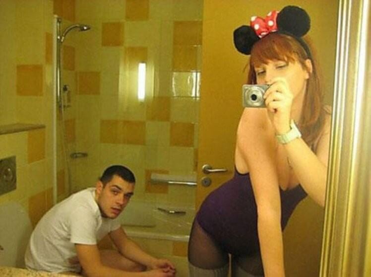 awfully awesome selfies 11