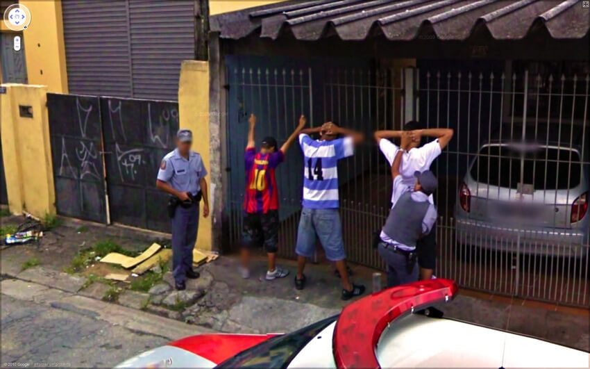 hilarious images caught on google maps street view 22
