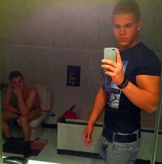 funniest selfies ever 22