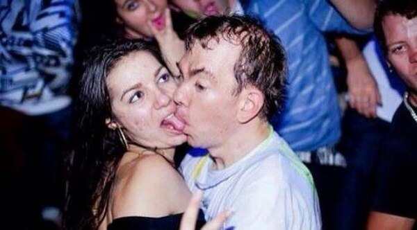 Worst Kissing Moments 4