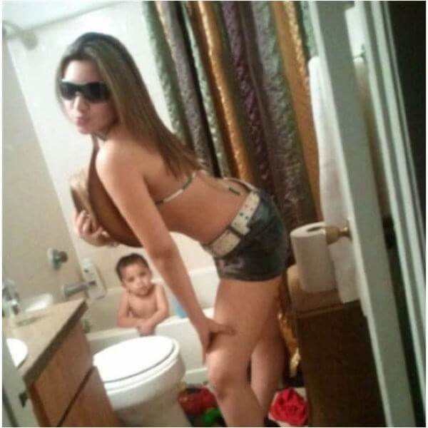 Worst Mom Selfies 5